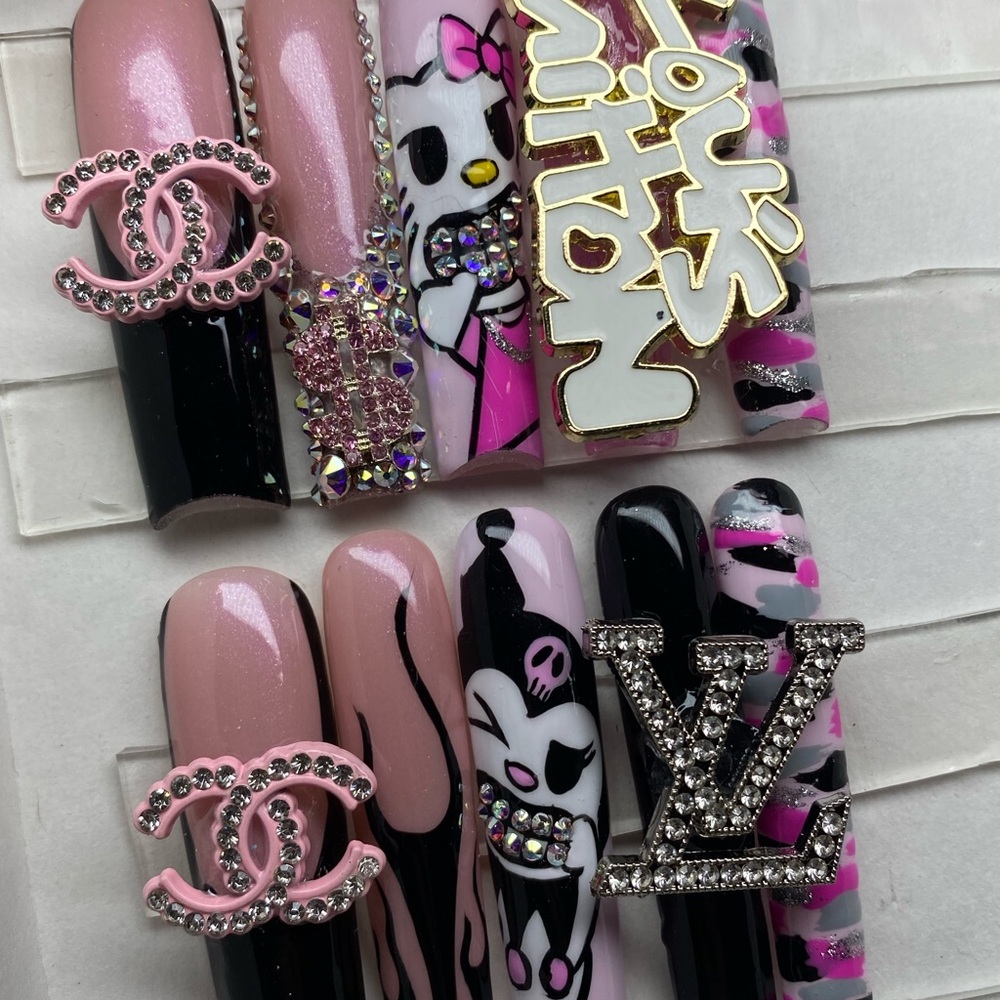 Kawaii acrylic nails